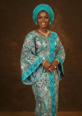 Magnifique ensemble boubou à sequins bleu sarcelle avec gele assorti | Tenue nigériane traditionnelle pour les grandes occasions