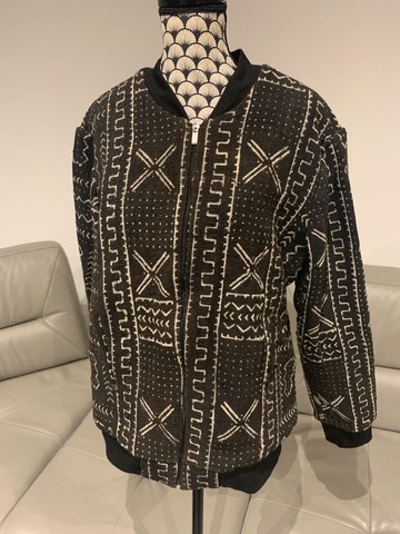 Reversible bombers Bogolan and conton