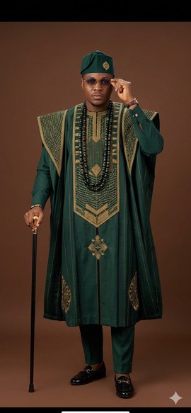 Ensemble Agbada traditionnel vert émeraude royal