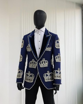 The Patch &amp; Zig Suit 4