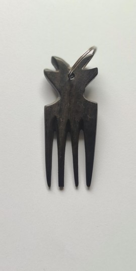Hand-carved comb keychain in ebony wood - key ring