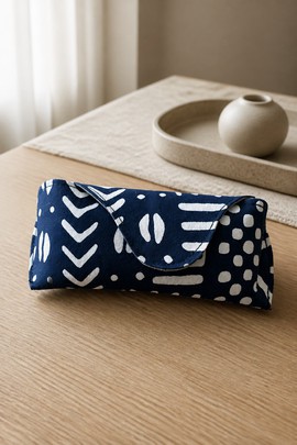 * Handmade glasses case – African style