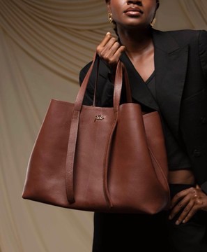 Carry all tote in Brown