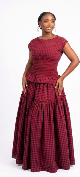 Élégante robe longue smockée à carreaux rouges pour femme – jupe à volants étagés