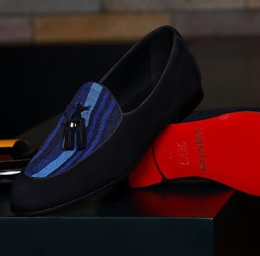 Kanvô moccasins