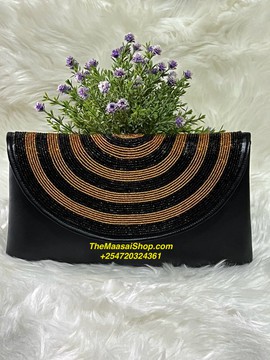 KENYAN BEADED CLUTCH BAG