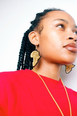 Gold Esmeralda hanging earrings