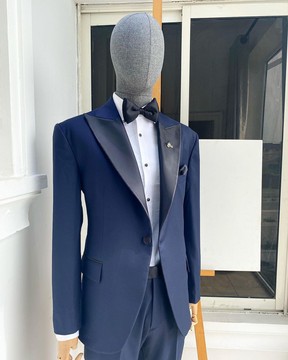 Un costume blazer "Classic" Peak Lapel Tuxedo