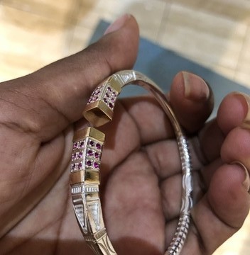 Square bracelet of ruby ethic