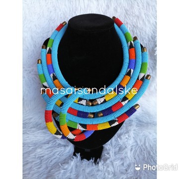 Maasai beaded necklace , zulu necklace with matching bracelets , African necklace and bracelets