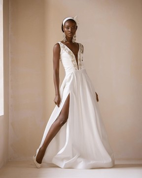 Robe/Robe de Bal en Satin Mikado Ivoire « Megan »