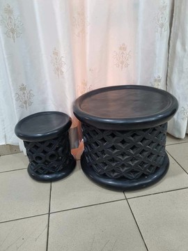 Lot de 2 Tabouret (33cm) et Table Basse (60cm) Bamiléké Africains (Vente en gros possible)