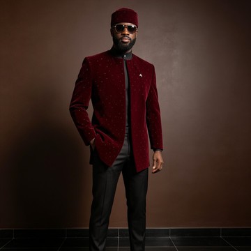 "Costume Safari Africain 3 Pièces Homme avec Chapeau Assorti – Tenue de Mariage Royale de Luxe"