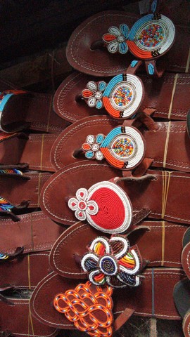 30 pairs Wholesale Maasai Women sandals/gladiators/Leather/flat sandals/black/brown leather