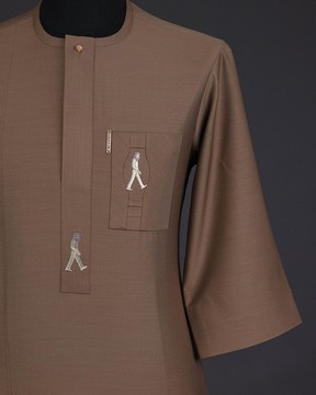 A Peanut brown, front flap, walking paul embroidery Kaftan