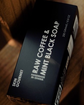 Raw Coffee &amp; Mint Black Soap