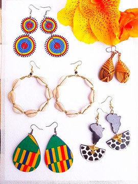 Boucles d’oreilles Zoa en cauris | Boucles d’oreilles en corne | Parures de bijoux pour femmes