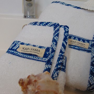 Lot de serviettes et un gant de toilette "Kemet" Ndop éponge blanche Fait main