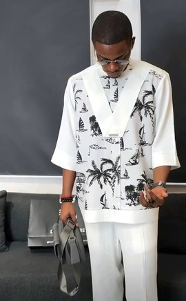 Tenue de sénateur blanche à imprimé tropical