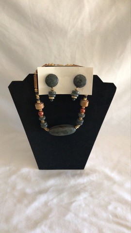 Ivory yellow and marbled green necklace and earring set