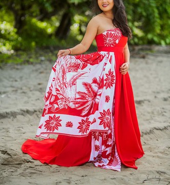 Robe maxi/ robe de fête,soirée,fiançailles,mariage/collection LAMBAOINE/ Madagascar
