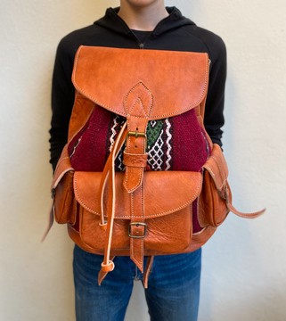 Sac à dos en cuir véritable haute qualité 100% fait main.