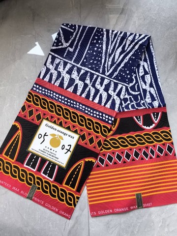 Tissu pagne Ndop Bamiléké du Cameroun en coton léger 2 yards