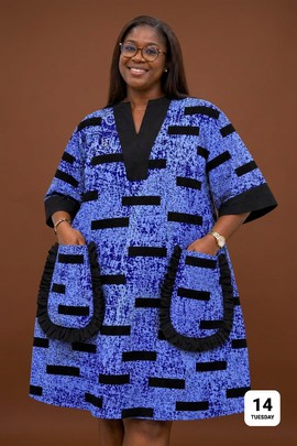 Robe kaftan courte bleue à imprimé Ankara avec poches à volants