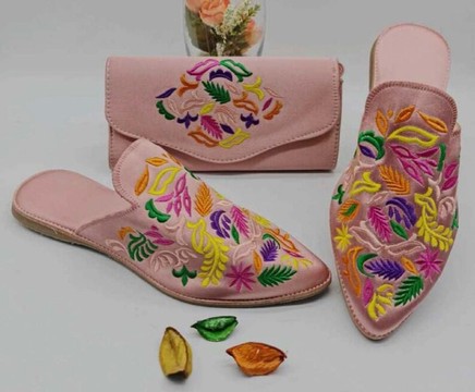 Handmade slipper and wallet set