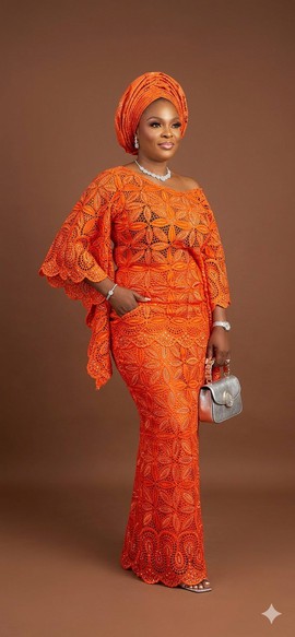 Ensemble en dentelle orange éclatant