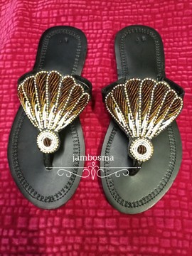 Sandales pour femmes africaines, sandales Massaï, sandales d'été, sandales en cuir perlé, chaussures pour femmes