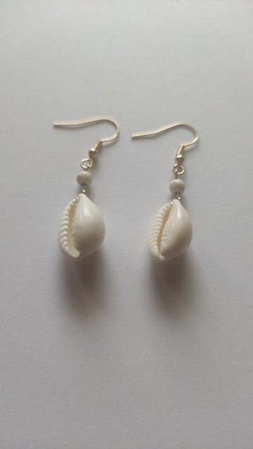 Boucles d'oreilles pendantes cauris