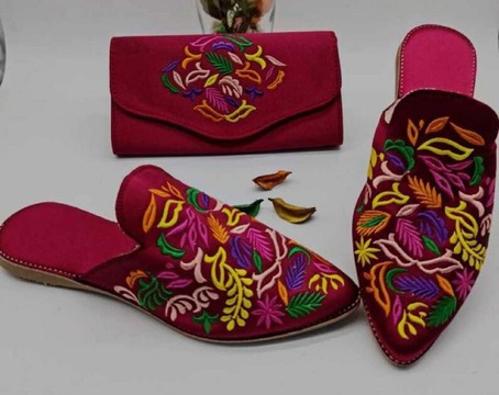Handmade slipper and wallet set