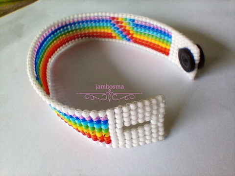 White elegant beaded bracelet|name bracelet|African beaded bracelet|wrist band|well fit