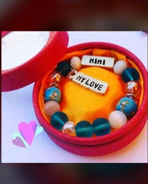 Customized bracelet with your name.