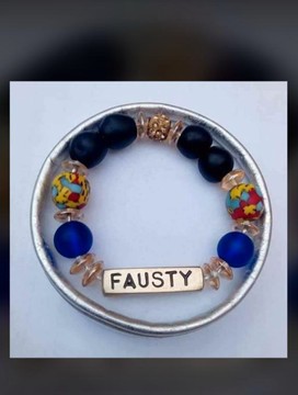 Customize bracelet with your name.
