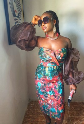 Gorgeous African Woman Batik Mid-length Dress/Weddings/Special occasions/Plus Size