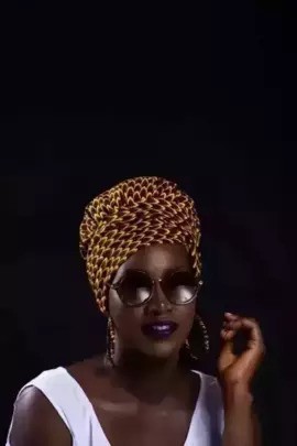 Headwrap nail scarf