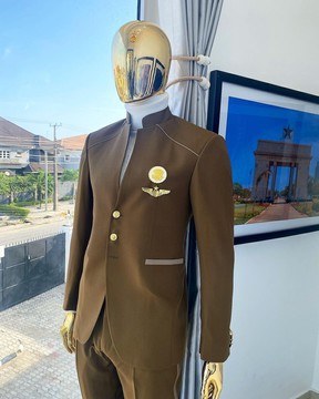 A reloaded “7th battalion” coffee brown tuxedo suit.