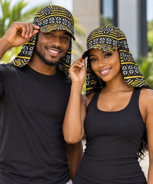 Chapeau de soleil en maille coloré à imprimé tribal mudcloth | Accessoires d’été africains | Bynelo