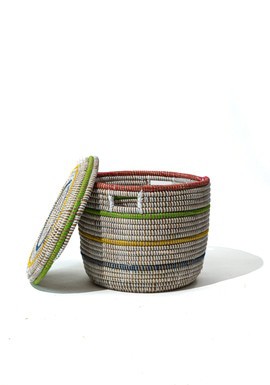 Panier de rangement avec couvercle