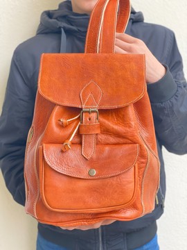 Sac à dos en cuir véritable haute qualité 100% fait main.