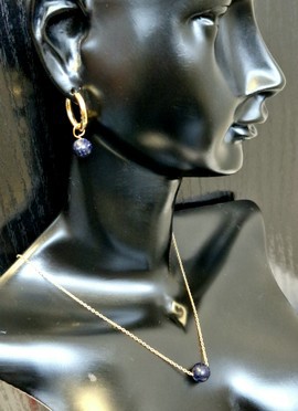 Parure Pierre du soleil bleue nuit 💙: collier et boucles d'oreilles/ pierre naturelle/ Madagascar