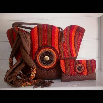African women handbag set