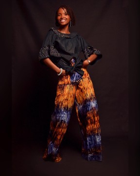 Corsage vision et pantalon palazzo de la collection Épéyéyé(New Age)