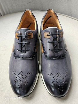 Chaussures/Baskets en cuir grises à lacets