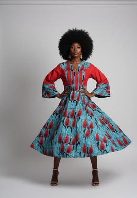 Robe "Éclat Solaire" – Robe en Wax à motifs géométriques