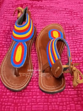 Sandales pour femmes africaines, sandales Massaï, sandales d'été, sandales en cuir perlé, chaussures pour femmes