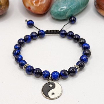 Blue tiger eye/ Ying&amp;Yang bracelet in natural stone from Madagascar