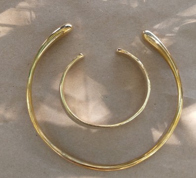Gold collar necklace with matching bracelet/ african jewelries